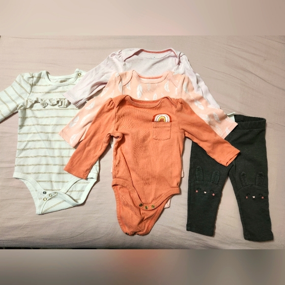 🌟5/25$ OR 7/30$ CLOUD ISLAND 6-9 MONTH SET - Picture 1 of 4